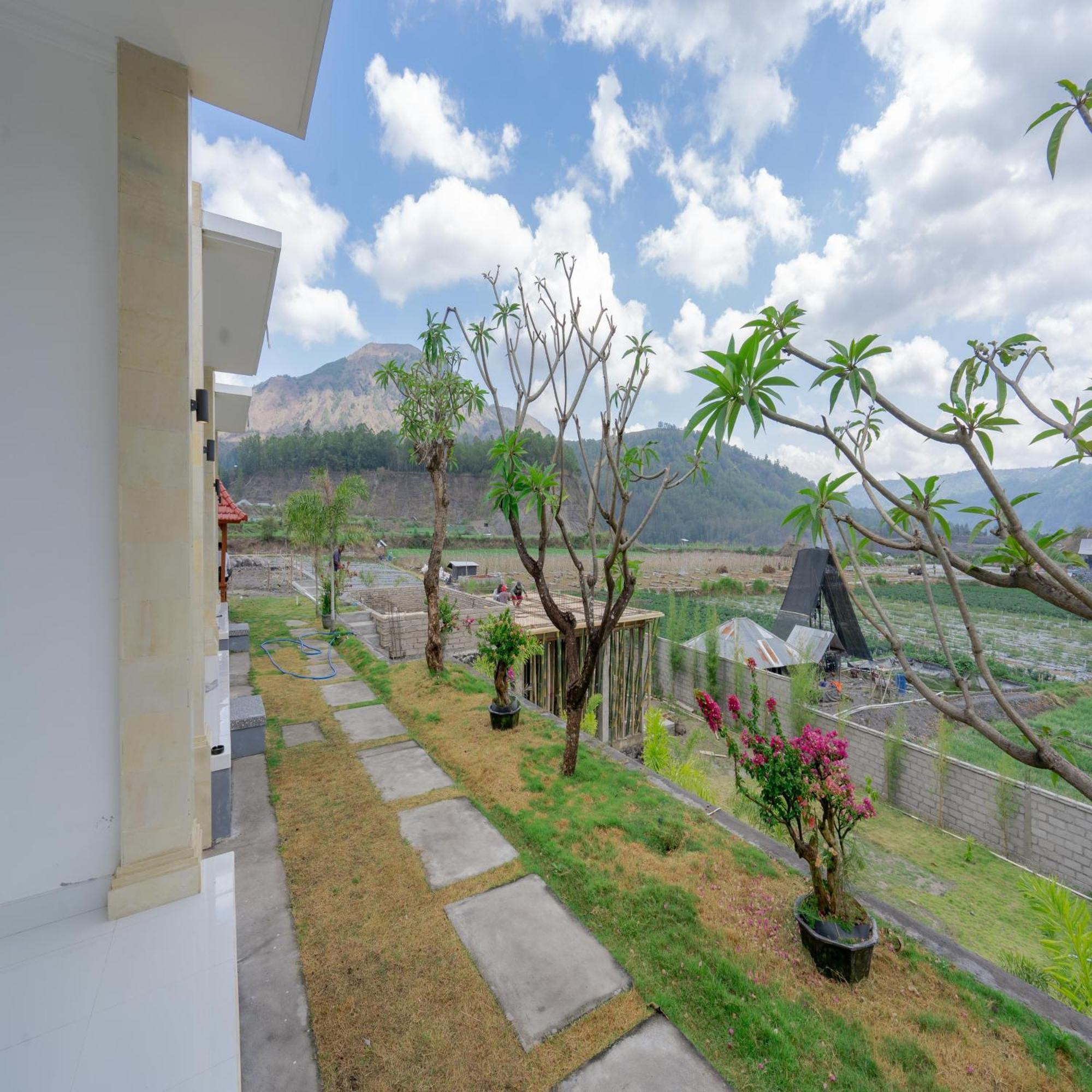 Batur Kencana Villa Mitra Reddoorz Baturaja  Exterior photo